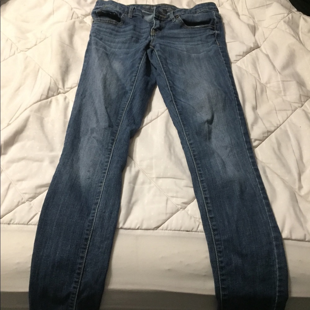 Low rise jeans